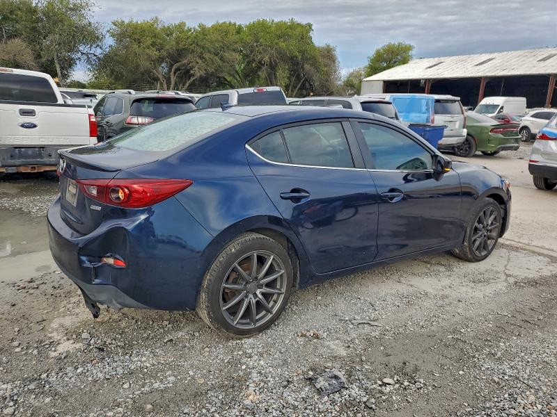 Photo 3 from auction – 2018 MAZDA 3 TOURING with VIN 3MZBN1V31JM208595