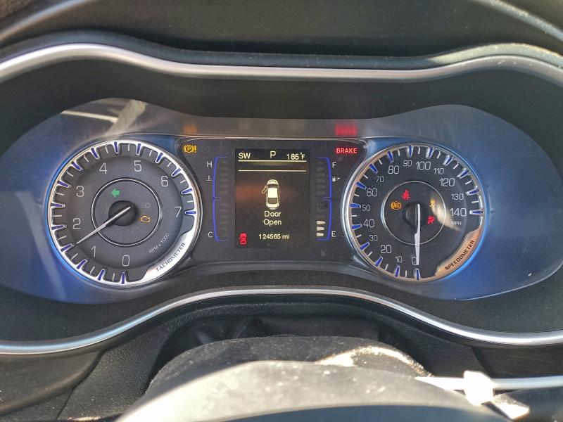 Photo 9 from auction – 2015 CHRYSLER 200 with VIN 1C3CCCAB0FN663624