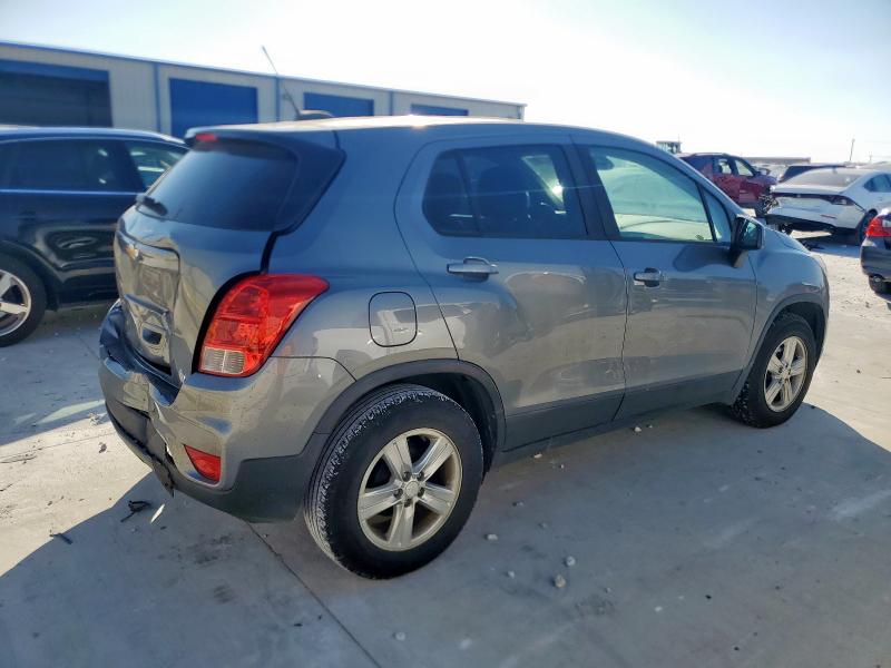 Photo 3 from auction – 2020 CHEVROLET TRAX LS with VIN 3GNCJKSBXLL169901