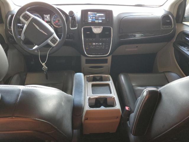 Photo 8 from auction – 2014 CHRYSLER TOWN & COU with VIN 2C4RC1BG0ER112552