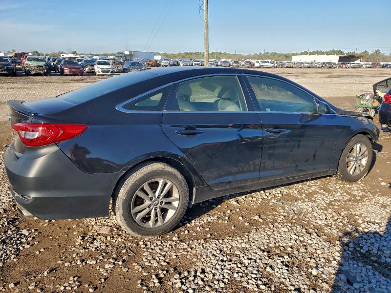 Photo 3 from auction – 2017 HYUNDAI SONATA SE with VIN 5NPE24AF9HH482265