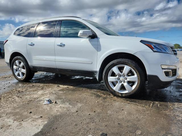 Photo 4 from auction – 2017 CHEVROLET TRAVERSE L with VIN 1GNKRGKD8HJ224475