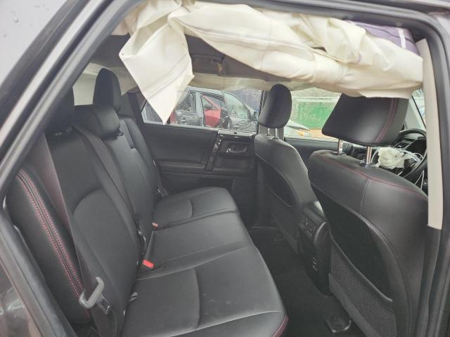Photo 11 from auction – 2019 TOYOTA 4RUNNER SR with VIN JTEBU5JR5K5660236