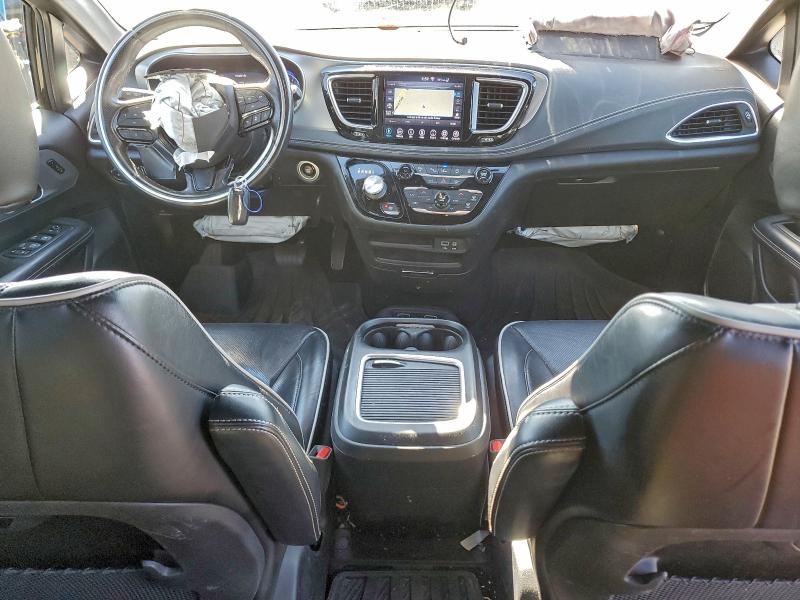 Photo 8 from auction – 2020 CHRYSLER PACIFICA L with VIN 2C4RC1GG1LR126403