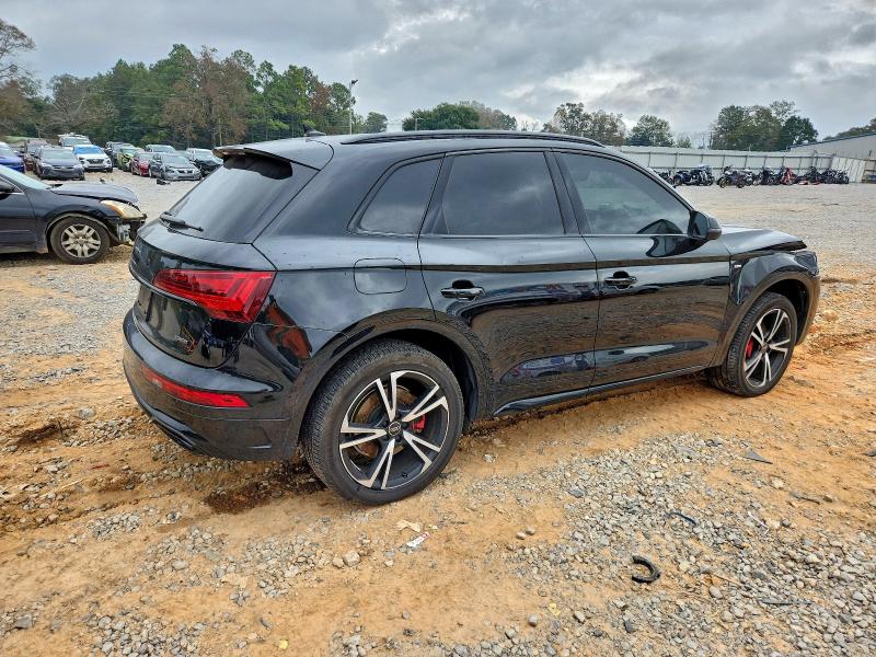 Photo 3 from auction – 2025 AUDI Q5 PREMIUM with VIN WA1EAAFYXS2021090