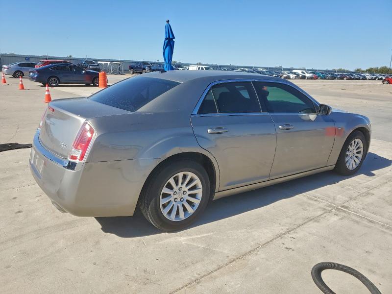 Photo 3 from auction – 2014 CHRYSLER 300 with VIN 2C3CCAAG4EH157107