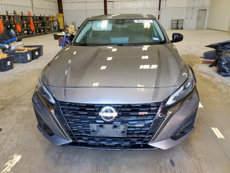 Photo 5 from auction – 2023 NISSAN ALTIMA SR with VIN 1N4BL4CV6PN372122