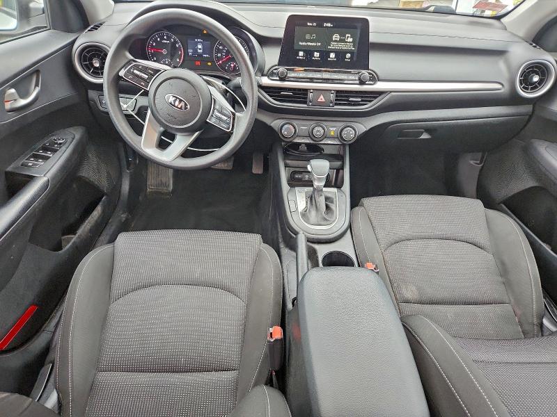 Photo 8 from auction – 2021 KIA FORTE FE with VIN 3KPF24AD1ME332118