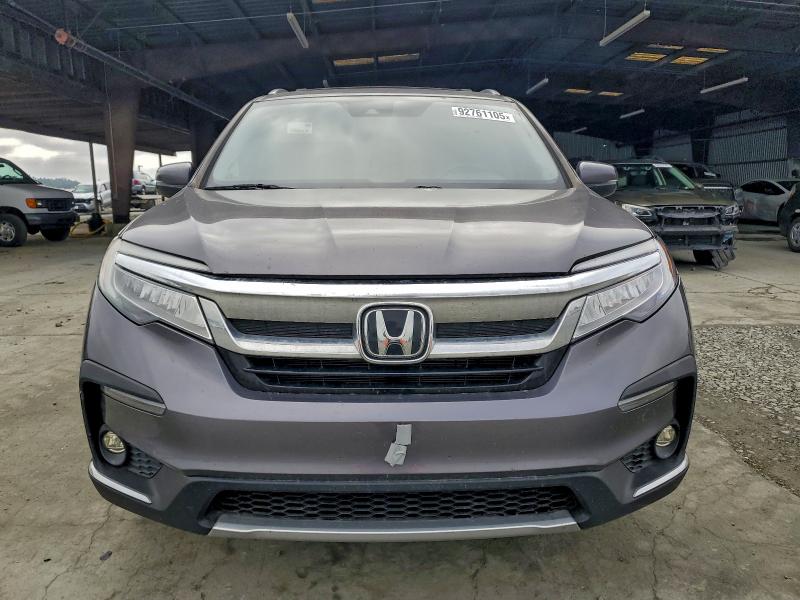 Photo 5 from auction – 2019 HONDA PILOT TOUR with VIN 5FNYF5H92KB008252