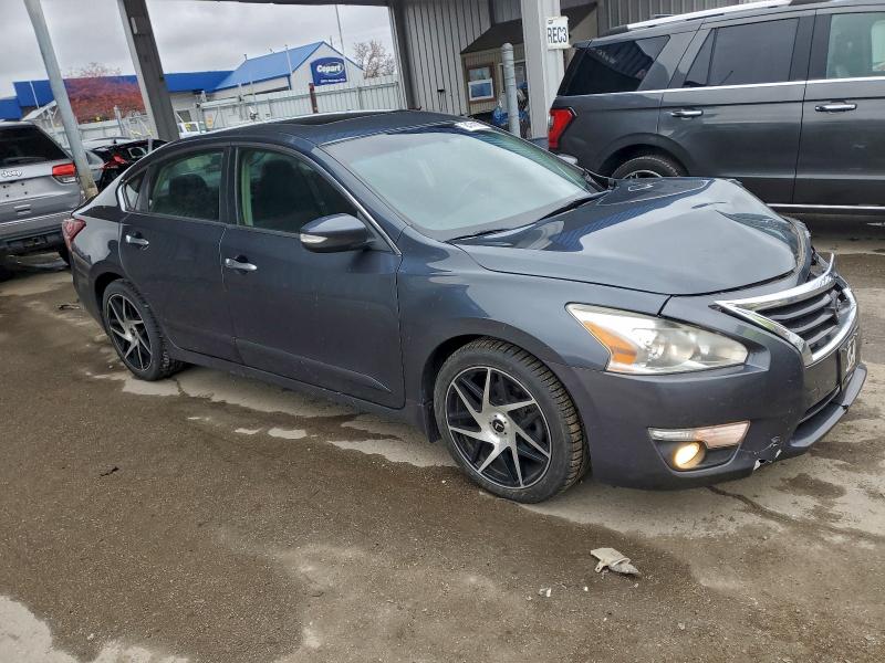 Photo 4 from auction – 2013 NISSAN ALTIMA 2.5 with VIN 1N4AL3AP0DN585900