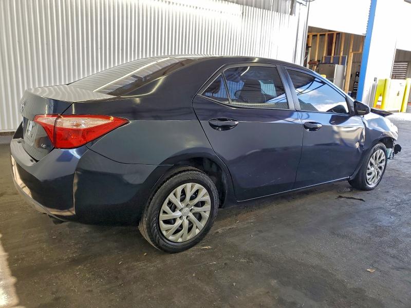 Photo 3 from auction – 2018 TOYOTA COROLLA LE with VIN 2T1BURHE5JC042947