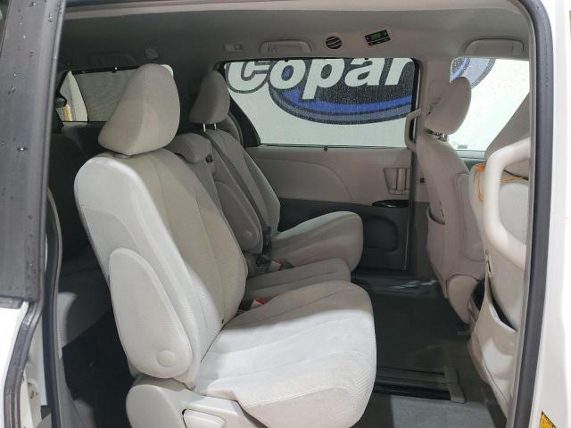 Photo 11 from auction – 2014 TOYOTA SIENNA LE with VIN 5TDKK3DC0ES446016