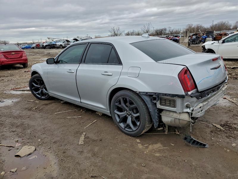 Фото 2 с аукциона – 2021 CHRYSLER 300 с VIN 2C3CCABG7MH525552