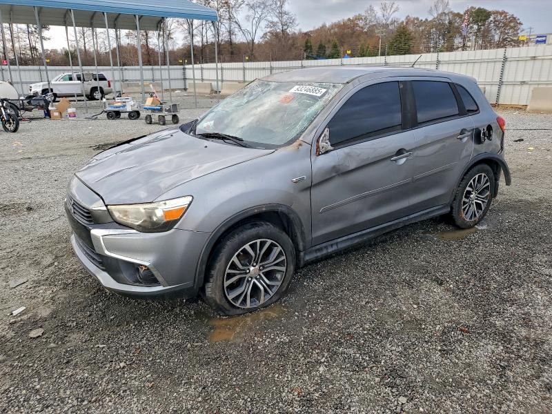 MITSUBISHI OUTLANDER 2016 z numerem VIN JA4AR3AW4GZ034859 - Zdjęcie z aukcji