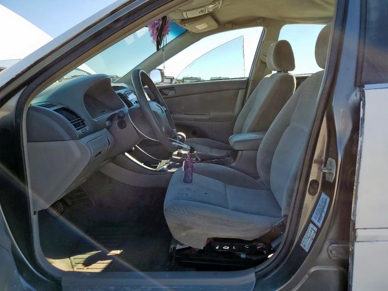 Photo 7 from auction – 2002 TOYOTA CAM with VIN 4T1BE32K62U554970