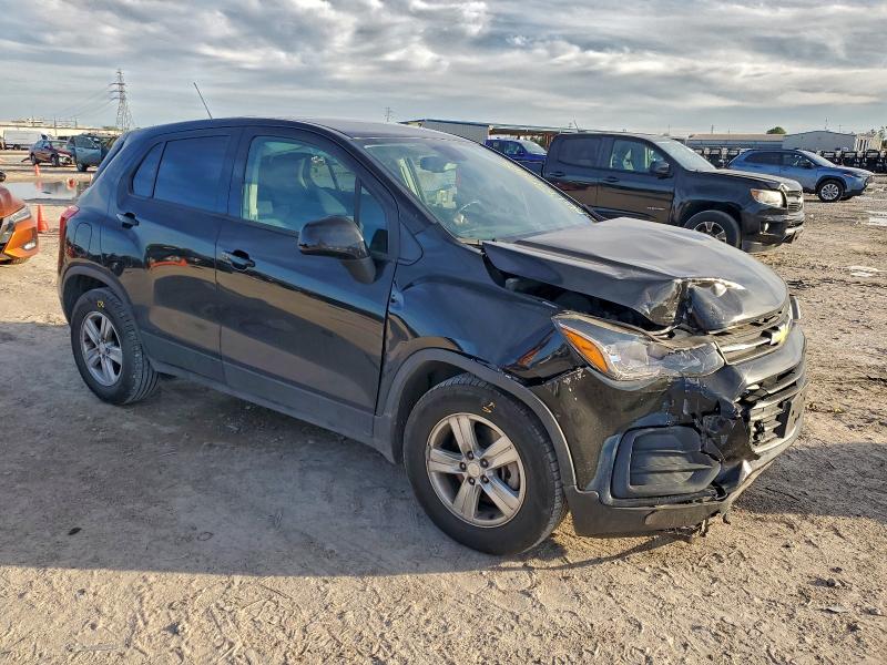 Photo 4 from auction – 2019 CHEVROLET TRAX LS with VIN 3GNCJKSB3KL217284