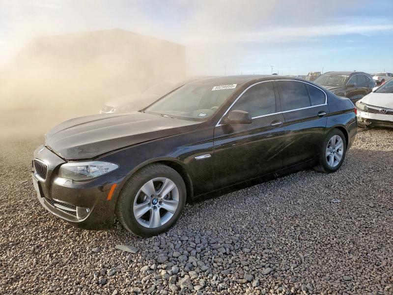 BMW 528 XI 2013 with VIN WBAXH5C53DDW12037 - Photo from auction