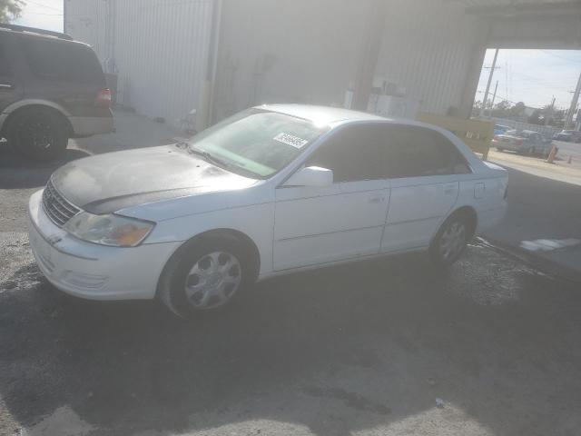TOYOTA AVALON XL 2000 with VIN 4T1BF28B7YU020190 - Photo from auction