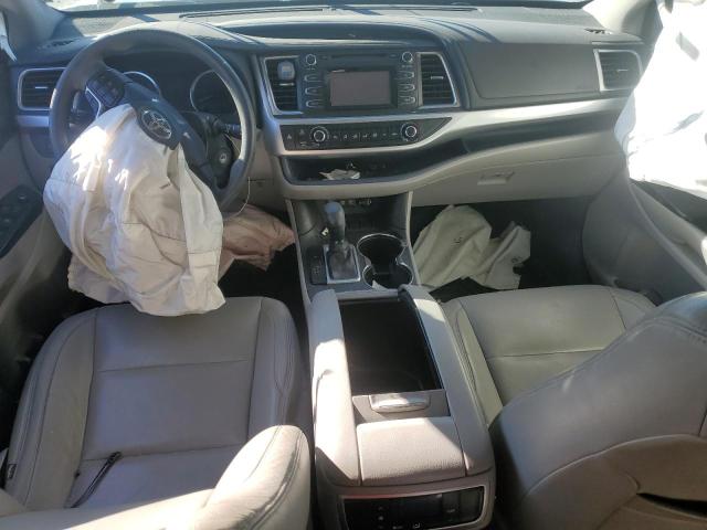 Photo 8 from auction – 2017 TOYOTA HIGHLANDER with VIN 5TDZARFH7HS027811