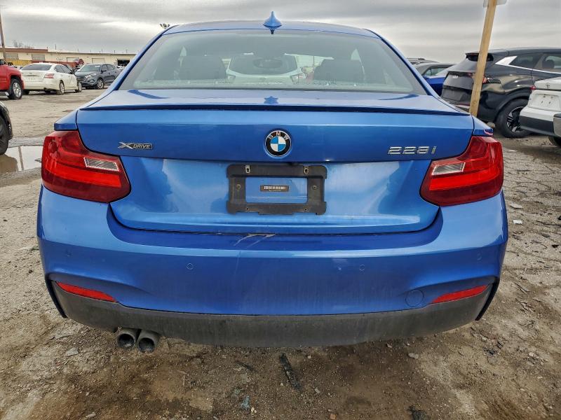 Photo 6 from auction – 2015 BMW 228 XI with VIN WBA1F7C59FV367572