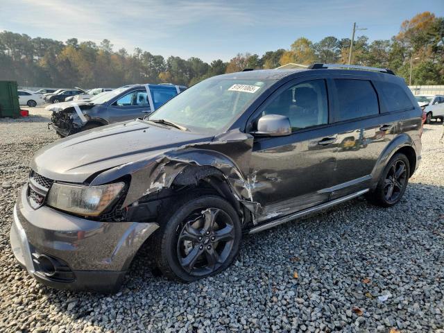 DODGE JOURNEY CR 2019 with VIN 3C4PDDGG4KT708304 - Photo from auction
