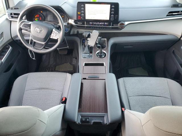 Photo 8 from auction – 2021 TOYOTA SIENNA LE with VIN 5TDKRKECXMS044328