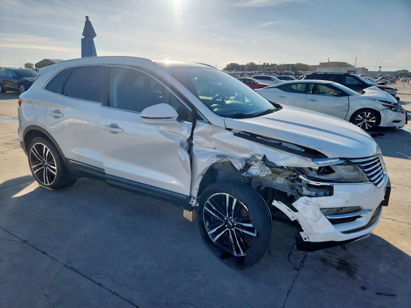 Photo 4 from auction – 2017 LINCOLN MKC RESERV with VIN 5LMTJ3DH1HUL12773