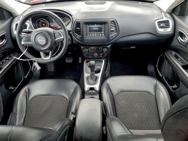 Фото 8 с аукциона – 2020 JEEP COMPASS LA с VIN 3C4NJDBB6LT112379