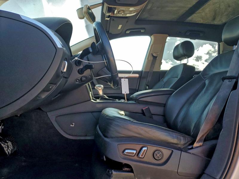 Photo 7 from auction – 2012 AUDI Q7 PRESTIG with VIN WA1AGBFE8CD001564