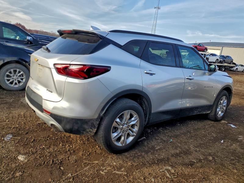 Photo 3 from auction – 2021 CHEVROLET BLAZER 2LT with VIN 3GNKBHRS0MS555221