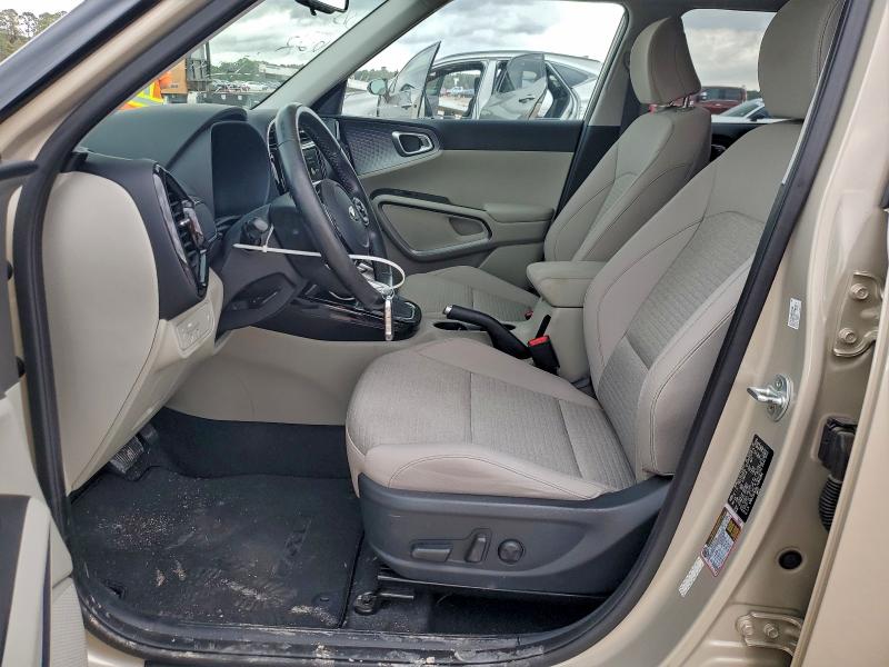 Photo 7 from auction – 2020 KIA SOUL with VIN KNDJ33AUXL7084984