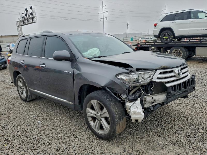 Foto 4 de la subasta – 2013 TOYOTA HIGHLANDER con VIN 5TDYK3EH2DS135433