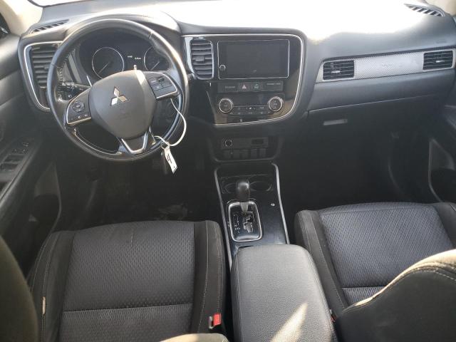 Photo 8 from auction – 2017 MITSUBISHI OUTLANDER with VIN JA4AZ3A31HZ046054