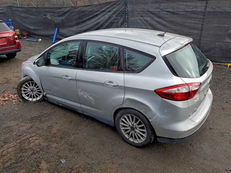 Photo 2 from auction – 2015 FORD C-MAX SE with VIN 1FADP5AUXFL104696