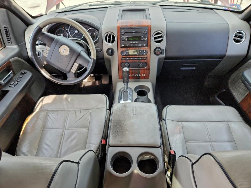 Photo 8 from auction – 2006 LINCOLN MARK LT with VIN 5LTPW18586FJ07030