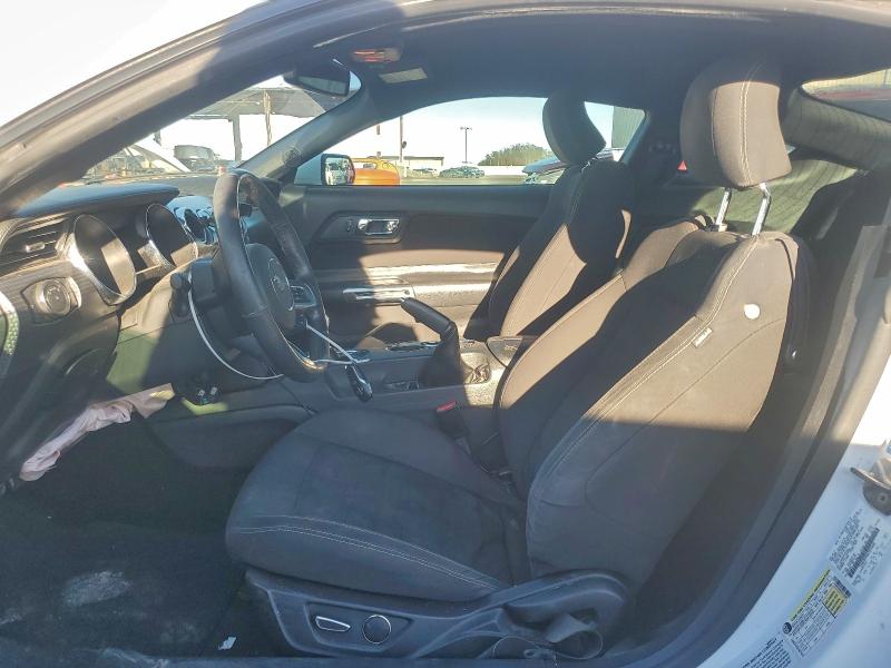 Photo 7 from auction – 2016 FORD MUSTANG with VIN 1FA6P8TH3G5225666