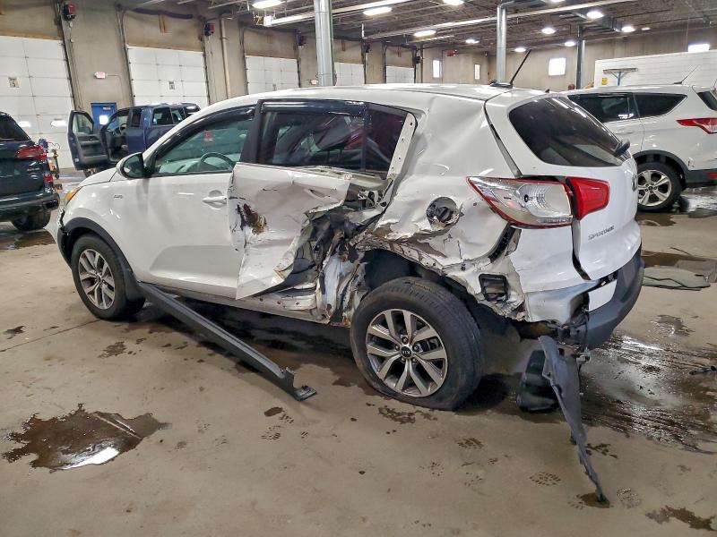 Photo 2 from auction – 2016 KIA SPORTAGE L with VIN KNDPBCAC8G7868641