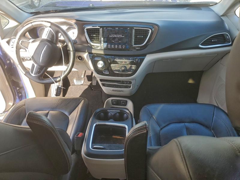 Photo 8 from auction – 2018 CHRYSLER PACIFICA T with VIN 2C4RC1EG7JR314827