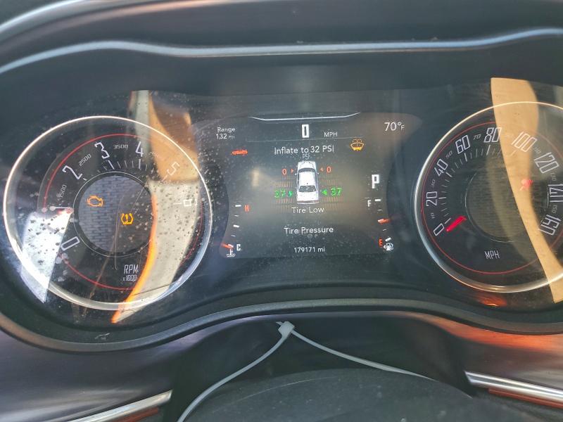 Photo 9 from auction – 2018 DODGE CHALLENGER with VIN 2C3CDZAG4JH245502