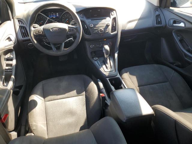 Zdjęcie 8 z aukcji – 2017 FORD FOCUS SE z VIN 1FADP3K20HL251923