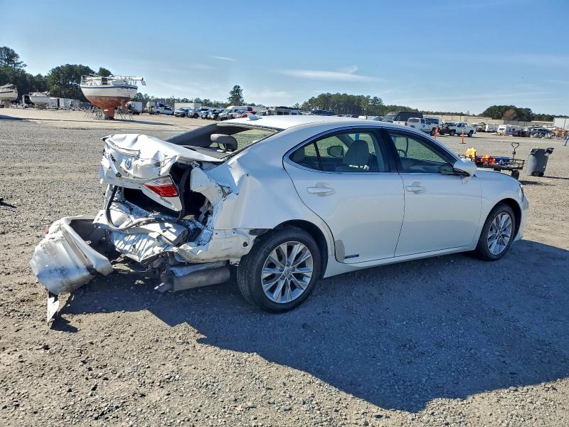 Photo 3 from auction – 2014 LEXUS ES 300H with VIN JTHBW1GG6E2075053