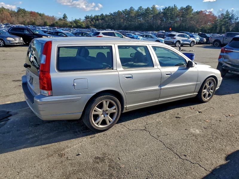 Photo 3 from auction – 2007 VOLVO V70 with VIN YV1SW612472642403