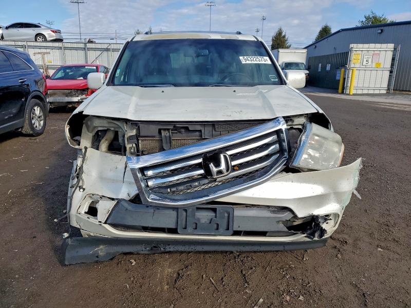 Photo 5 from auction – 2015 HONDA PILOT TOUR with VIN 5FNYF4H92FB013189