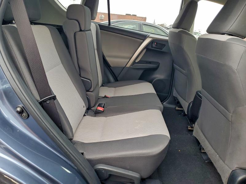 Photo 11 from auction – 2014 TOYOTA RAV4 LE with VIN JTMZFREV2ED034925