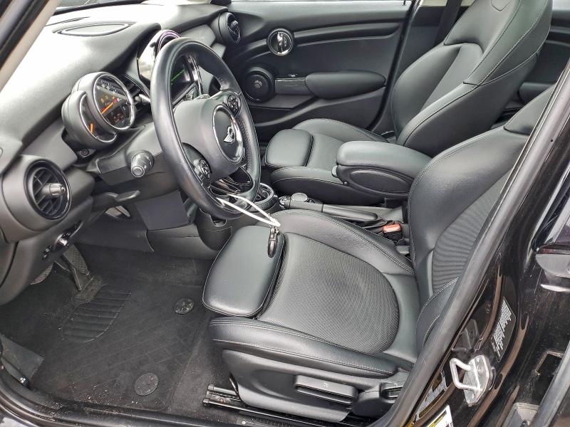 Photo 7 from auction – 2017 MINI COOPER with VIN WMWXU1C30H2F77352