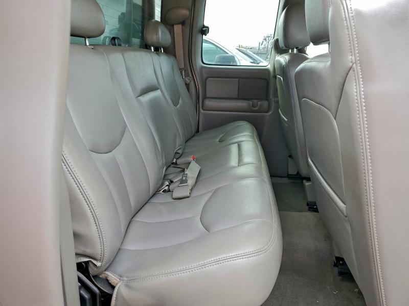 Photo 10 from auction – 2003 GMC NEW SIERRA with VIN 2GTEK19T131166894