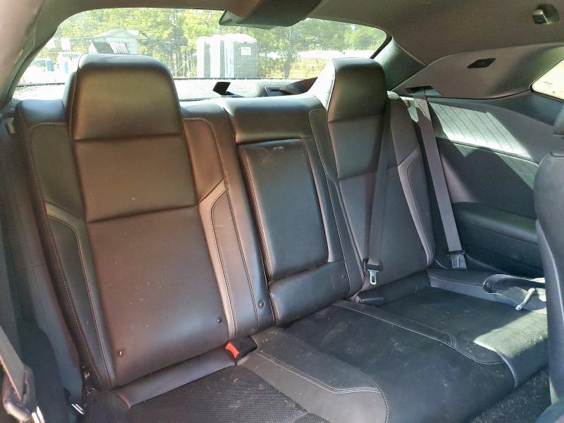 Photo 10 from auction – 2018 DODGE CHALLENGER with VIN 2C3CDZAG7JH223347