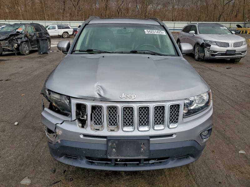 Photo 5 from auction – 2015 JEEP COMPASS LA with VIN 1C4NJDEB5FD245723