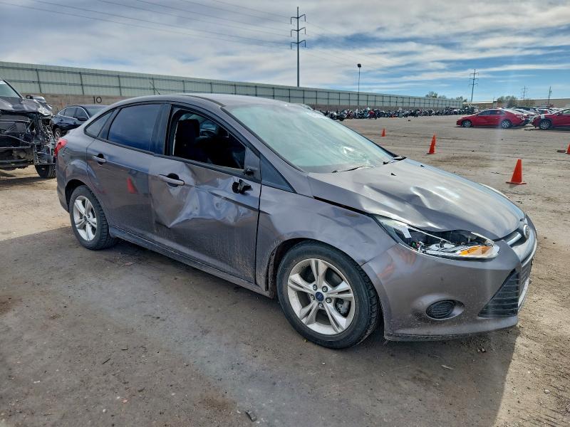 Foto 4 de la subasta – 2013 FORD FOCUS SE con VIN 1FADP3F24DL234790