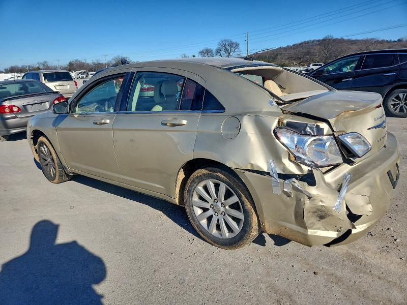 Photo 2 from auction – 2010 CHRYSLER SEBRING with VIN 1C3CC5FB0AN120156
